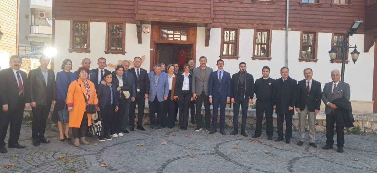 Nüfus Müdürüne Veda